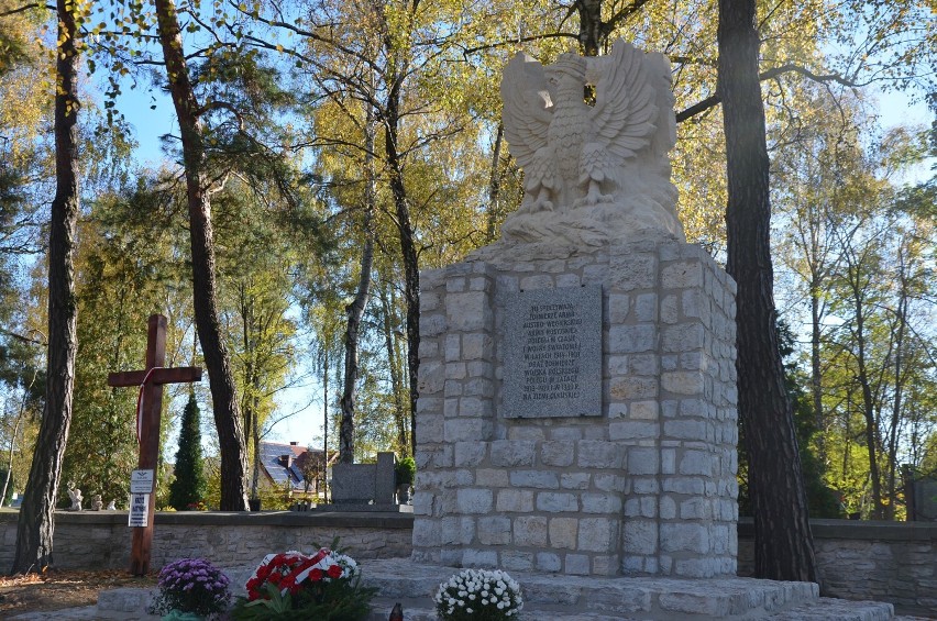 Prace na cmentarzu wojennym w Olkuszu dobiegły końca