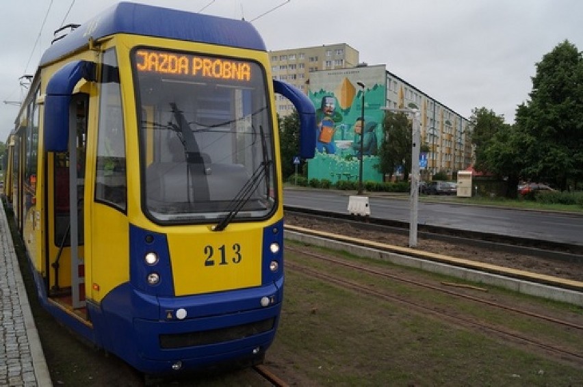 Toruń: Pierwszy tramwaj na Bielanach - przejazd techniczny...