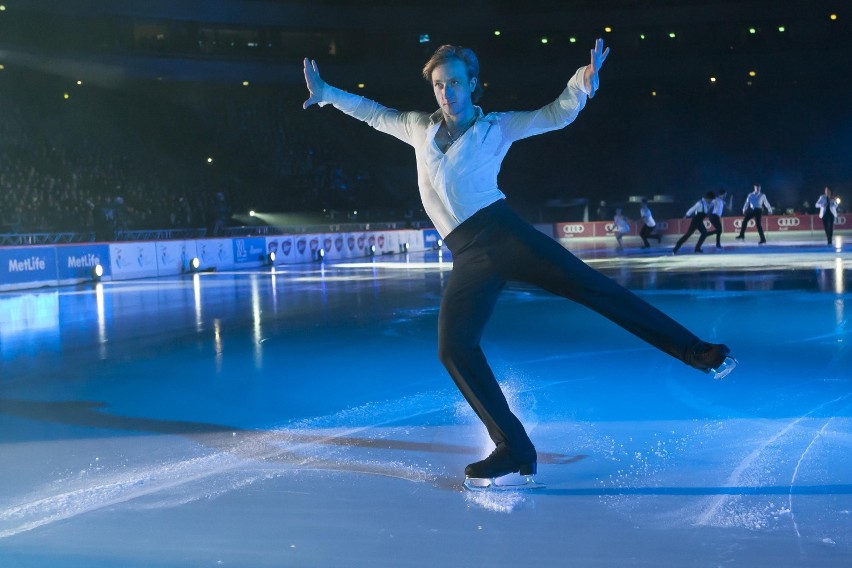 Kings on Ice. Popis łyżwiarskich umiejętności na Stadionie...