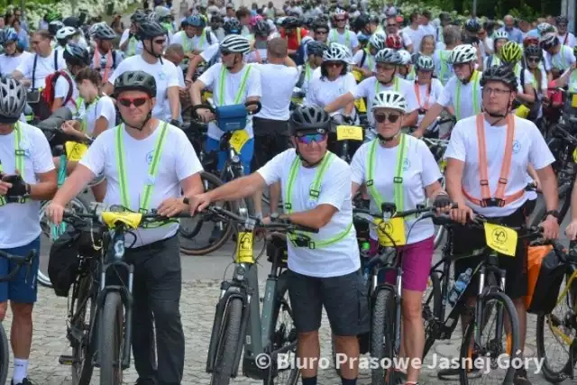 600 pielgrzymów przyjechało na Jasną Górę w I Pielgrzymce Rowerowej Diecezji Tarnowskiej