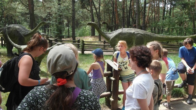 Dzieci zwiedziły m.in. Park Dinozaurów w Solcu Kujawskim