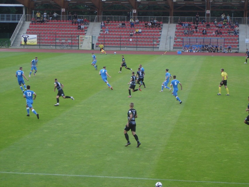 Stal Brzeg po wyrównanym meczu przegrywa ze Ślęzą Wrocław. Zadecydował gol w końcówce spotkania