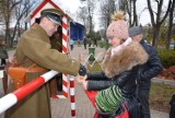 Historycznie w Sokolnikach. Aukcja, śpiewy i wojskowe pokazy [FOTO]