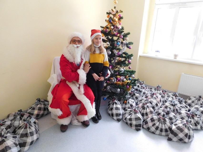 Święty Mikołaj odwiedził Sobięcin