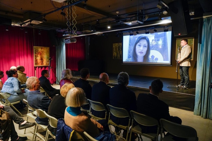 Gdańsk. W Oliwskim Ratuszu Kultury zainaugurowano wystawę...