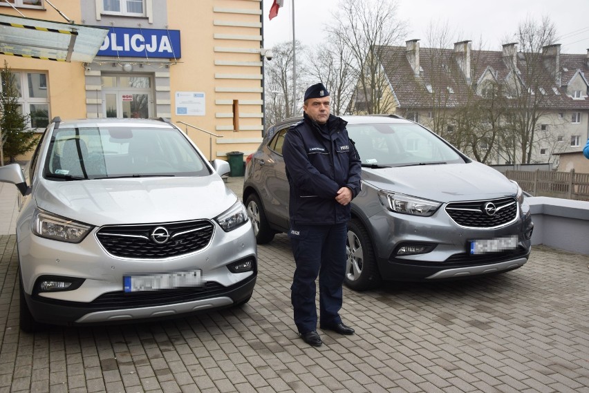 Nowe auta dla policjantów z Bytowa i Miastka (WIDEO, FOTO)