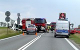 Śmiertelny wypadek koło Strzegomia na DK5 między Ruskiem i Osiekiem. Zginęła jedna osoba, druga jest ranna. Droga zablokowana