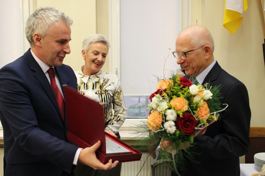 Ryszard Pacułt honorowym obywatelem Kędzierzyna-Koźla. Tytuł odebrał na czwartkowej sesji rady miasta