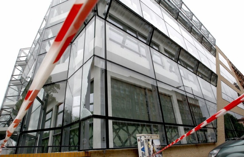 W centrum nanotechnologii ZUT-u w Szczecinie pękają szyby