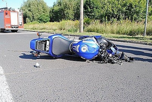 Tragiczny wypadek na Bykowinie. Zginął motocyklista