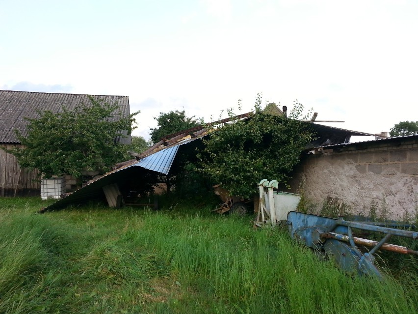 Burza w Dębłowie koło Gniezna pozrywała dachy