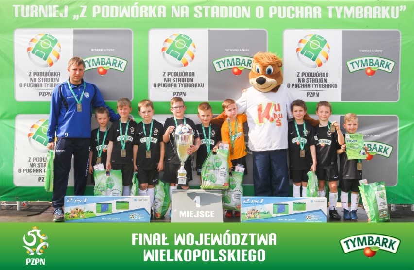 Zwycięska drużyna chłopców U-8 SP 1 Międzychód