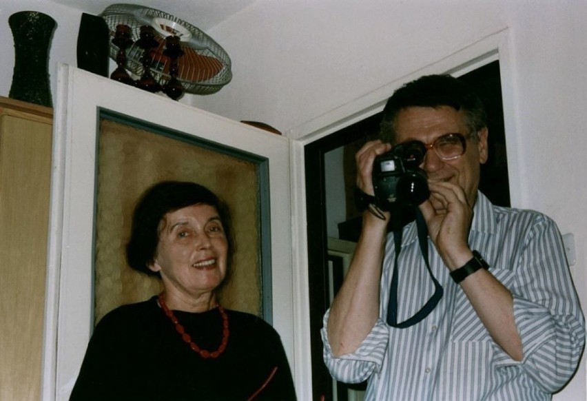 Zofia i Zdzisław z nieodłączną... kamerą, sierpień 1992 r