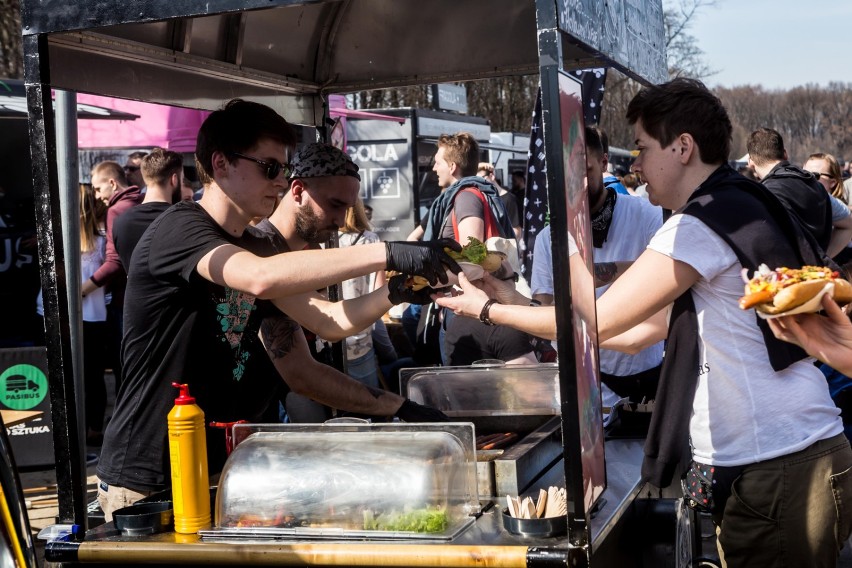 Burgerowe mistrzostwa Polski. Wielka wyżerka na Stadionie...