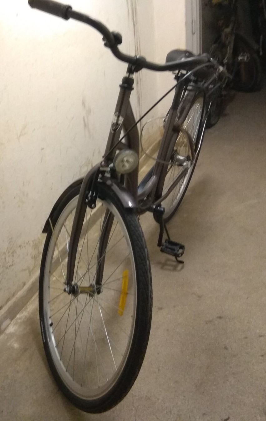 Policja z Wągrowca odzyskała skradziony rower. Poszukuje jego właściciela 