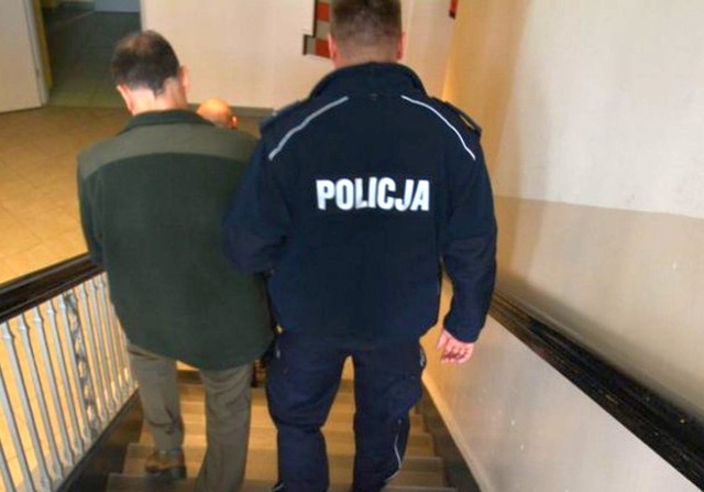 Policjanci z wydziału do walki z korupcją Komendy Wojewódzkiej Policji w Opolu zatrzymali Ireneusza P. w maju 2017 roku.