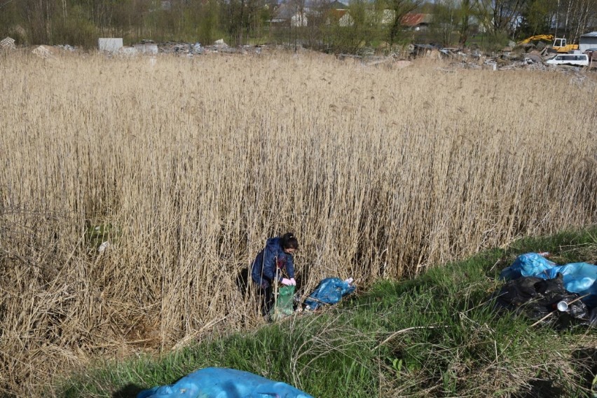 Pracownicy Gminnego Ośrodka Kultury i Sportu w Filipowie włączyli się w pomoc Antosiowi