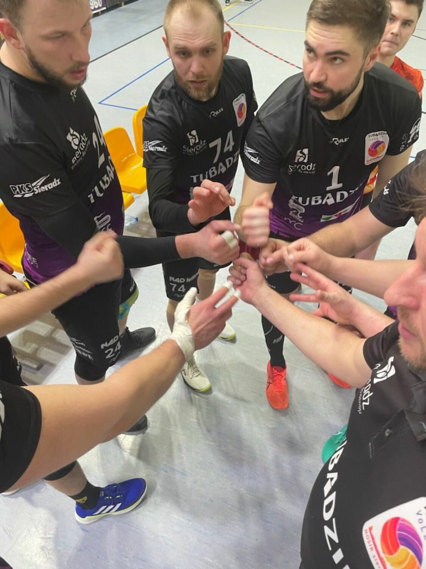 Tubądzin Volley Sieradz pokonał Orła Międzyrzecz 3:1!