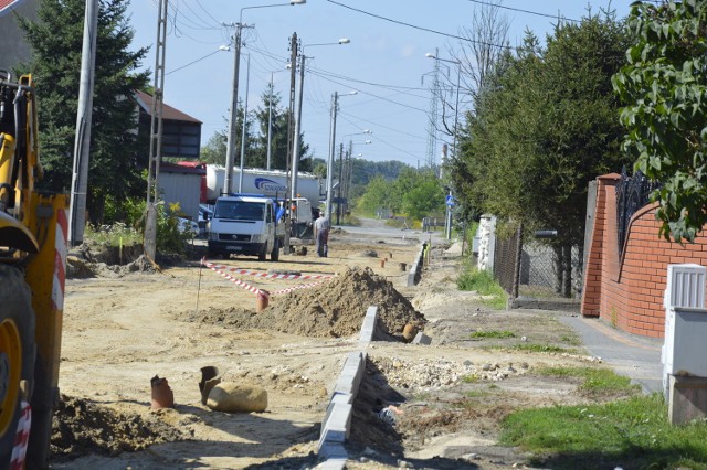 Nieschodzące się chodniki na ul. Sochaczewskiej