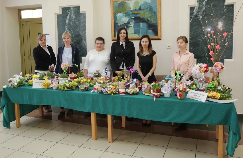 Studenci sekcji florystycznej zorganizowali kiermasz świąteczny