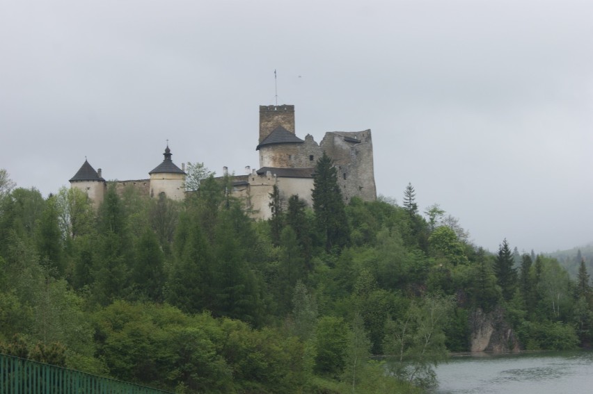 Zamek w Niedzicy 

To miejsce wiąże się z wieloma legendami....