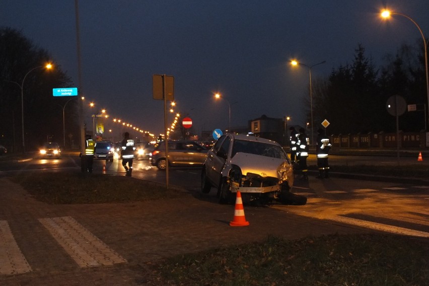 Wypadek w Zamościu na skrzyżowaniu Królowej Jadwigi i Dzieci...