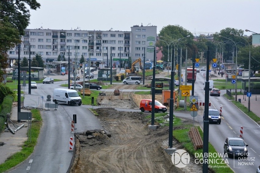 W Dąbrowie Górniczej trwa przebudowa całego torowiska...