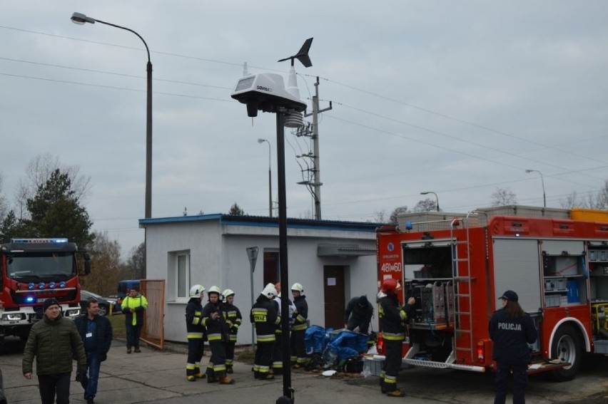 Wyciek amoniaku w Skarżysku! Strażacy wyznaczyli strefę ochronną