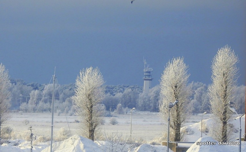 Śnieżne krajobrazy w nadmorskim Darłowie. Grudzień 2022...