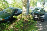 Zderzenie trzech aut na trasie Kołczygłówki - Kołćzygłowy. Dwie osoby zostały ranne