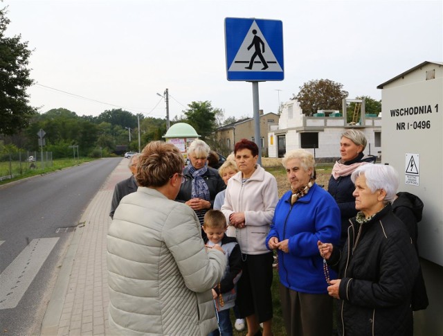 Koronka w Piotrkowie, wierni modlili się na skrzyżowaniach w mieście