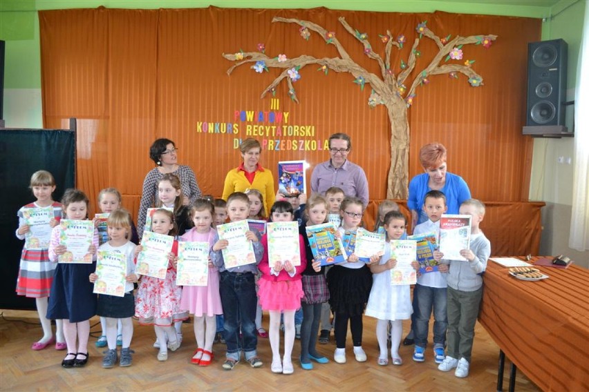 Szadek: Powiatowy konkurs recytatorski dla przedszkolaków