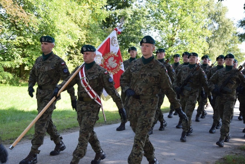 Dzień patrona szkoły z udziałem Orkiestry Reprezentacyjnej Wojska Polskiego 2 września w Konopnicy. Będzie też żołnierski piknik
