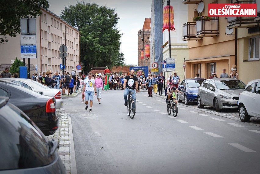 Barwna parada przeszła ulicami Oleśnicy. Obejrzyj naszą galerię