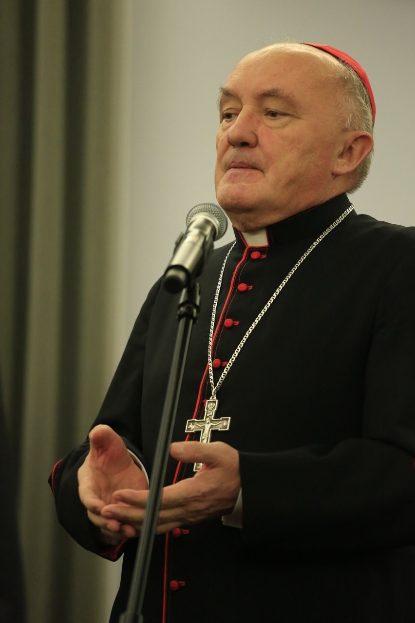 biskup pomocniczy krakowski w latach 1988–2004, biskup...