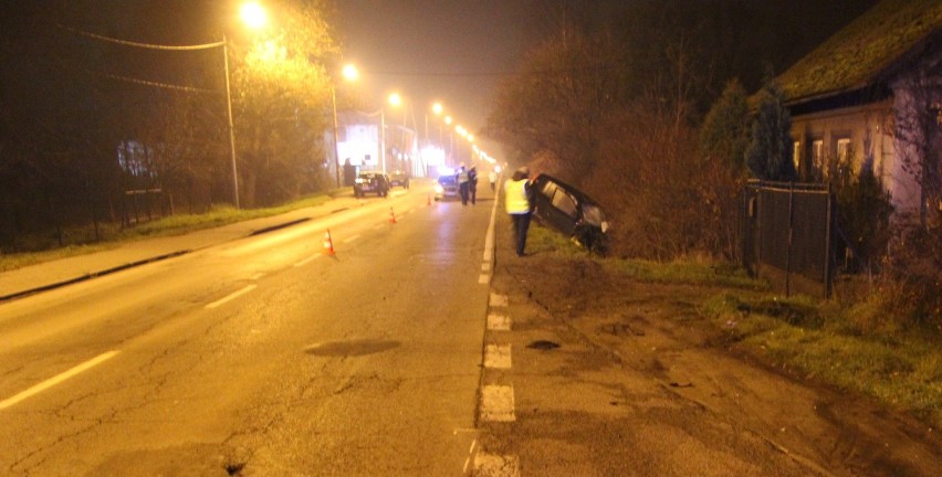 Śmiertelny wypadek w Kętach. Zginął rowerzysta potrącony przez auto osobowe