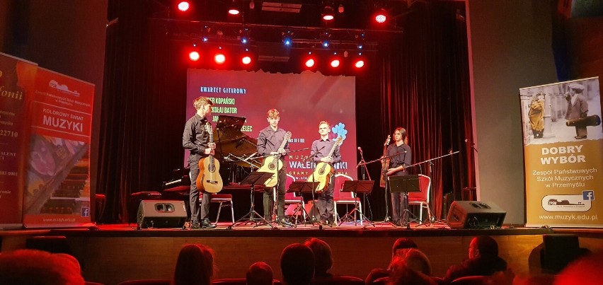 Przemyśl. Muzyczne Walentynki - koncert "Gramy dla Frania" w wykonaniu uczniów ze szkoły muzycznej [ZDJĘCIA]