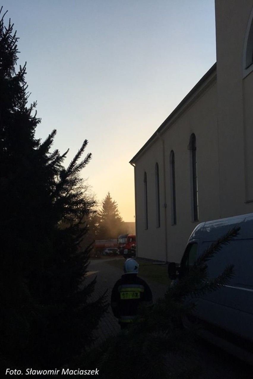 Co było przyczyną pożaru kościoła w Gołańczy? Straty wynoszą kilkaset tysięcy złotych 