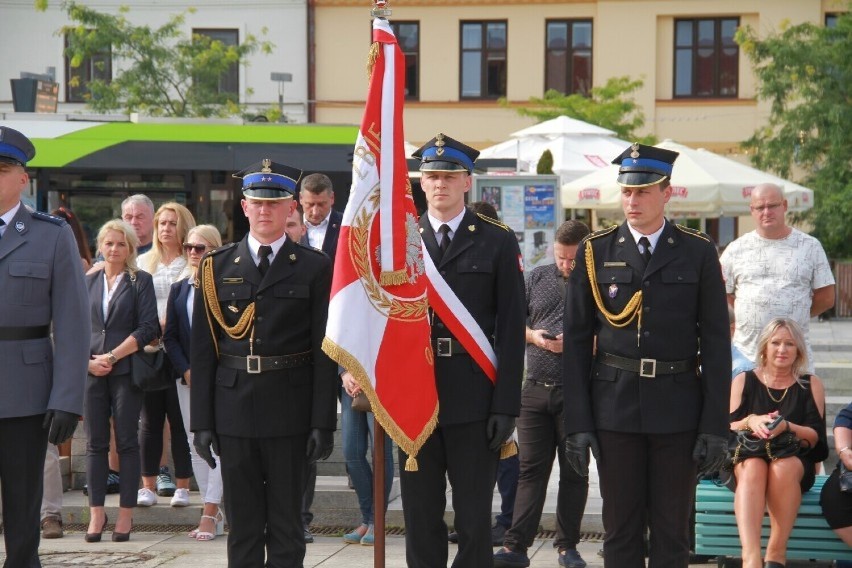 Uroczystości odbędą się na cmentarzu wojennym przy ul....