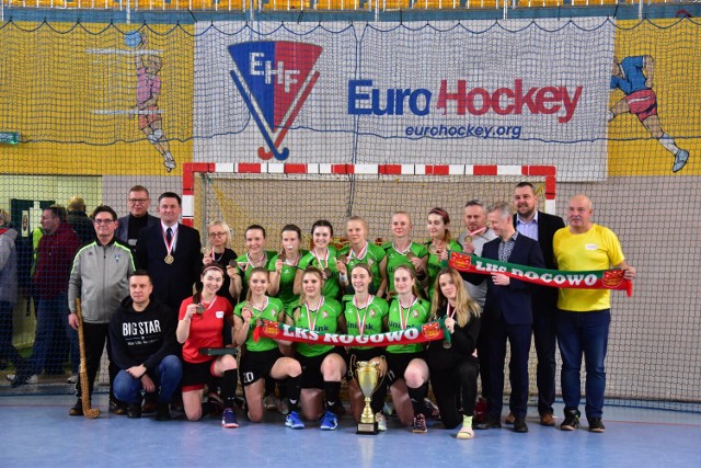 Euro Hockey Indoor Club Challenge II w Rogowie. Mecz finałowy oraz dekoracja zwycięzców.