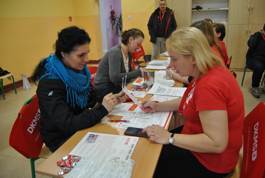Akcja rejestracji dawców szpiku w Głuchowie FOTO