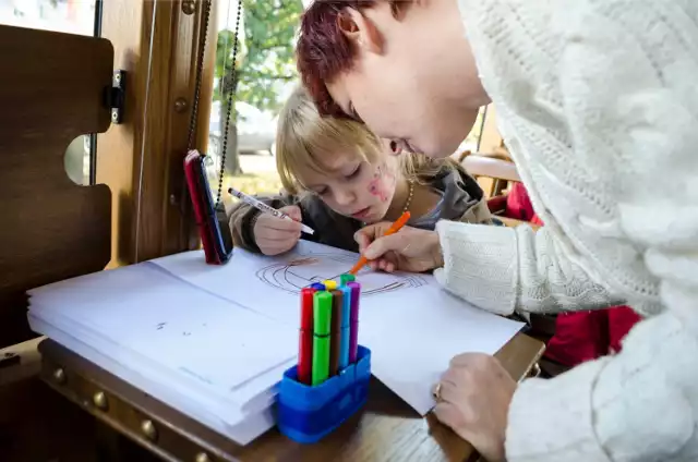 Centrum Onkologii w Warszawie. Narysuj, namaluj i pomóż zmieniać przestrzeń szpitala