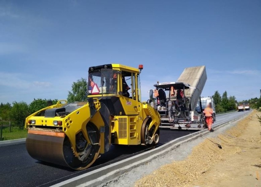 Remont drogi wojewódzkiej 913 do lotniska...