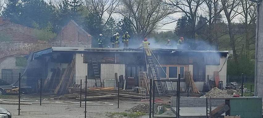 Pożar warsztatu stolarskiego w Szalejowie Górnym