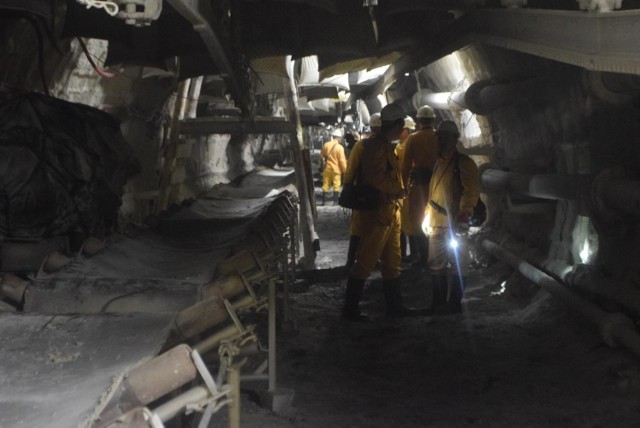 Podczas zmiany nocnej w kopalni Borynia Zofiówka zmarł 45-letni górnik. Mężczyzna zajmował się transportem węgla. Jak doszło do wypadku?