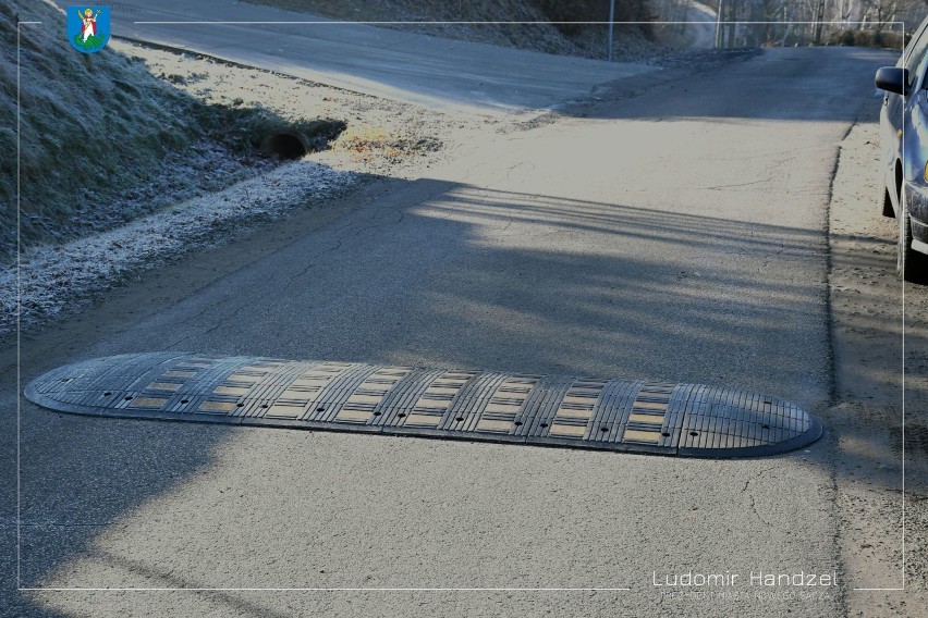 Na ulicy Zdrojowej zamontowano progi zwalniające