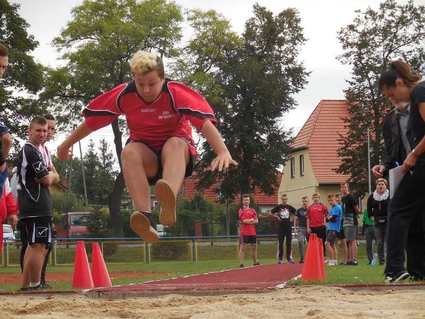 Młodzi sportowcy z OHP rywalizowali na zawodach w Wołowie