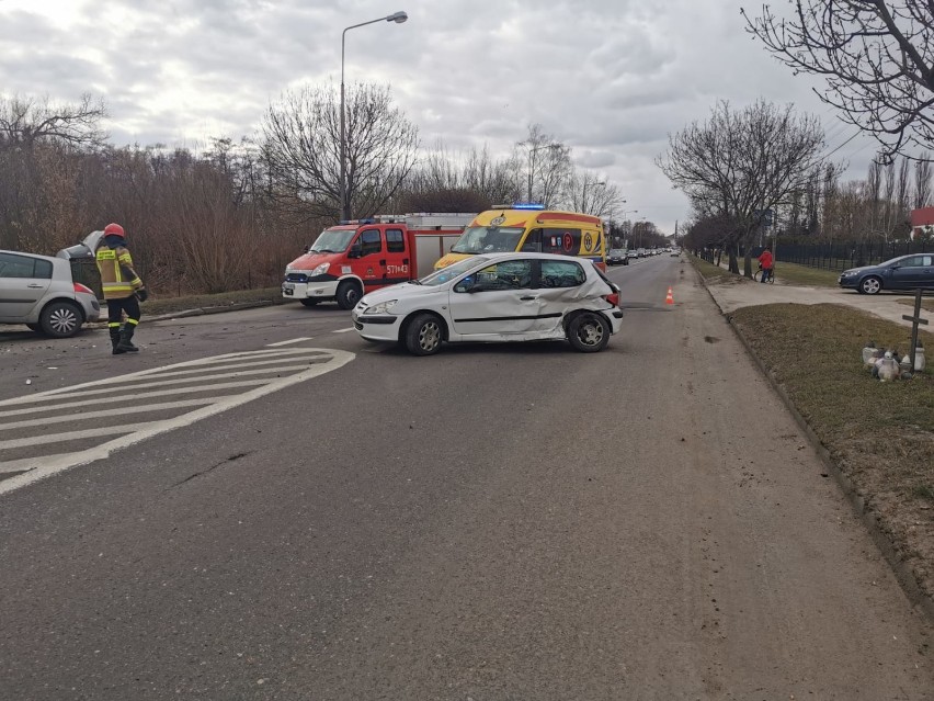 Wypadek na ulicy Łaskiej w Zduńskiej Woli ZDJĘCIA