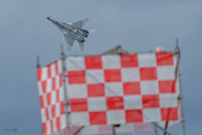 Malbork. Piloci 22 Bazy Lotnictwa Taktycznego na Lotos Gdynia Aerobaltic Airshow 2021