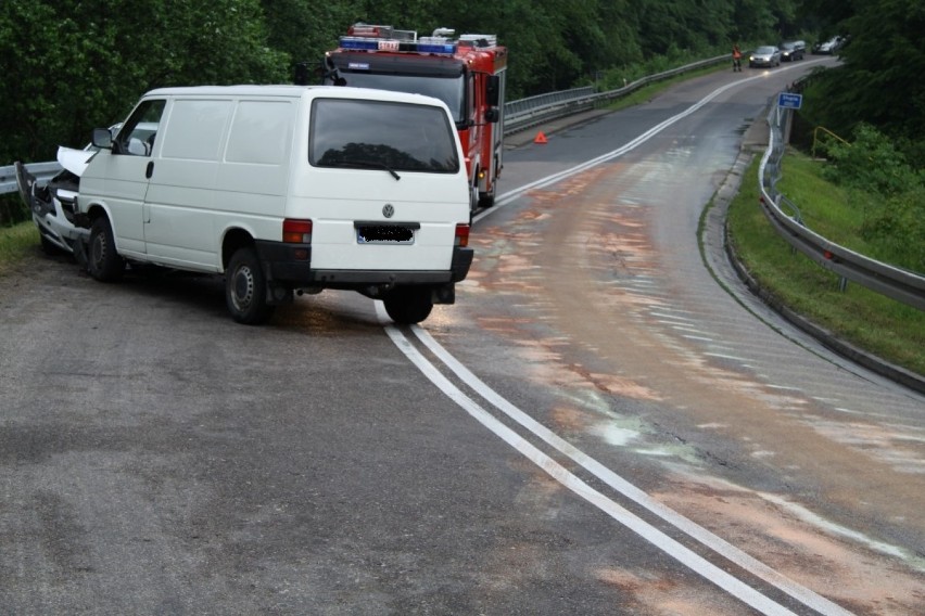 Kolejny wypadek na Gołębiej Górze. Tym razem zderzyły się dwa pojazdy 